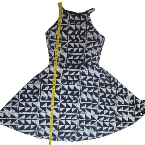 Bar III halter sleeveless black and white art deco skater dress medium - Picture 9 of 9